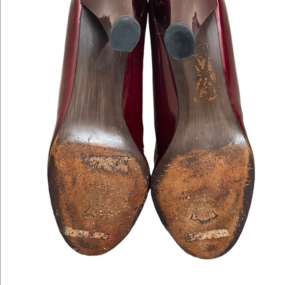 STUART WEITZMAN burgundy patent 'Honor Roll' size 8.5M - Picture 11 of 11